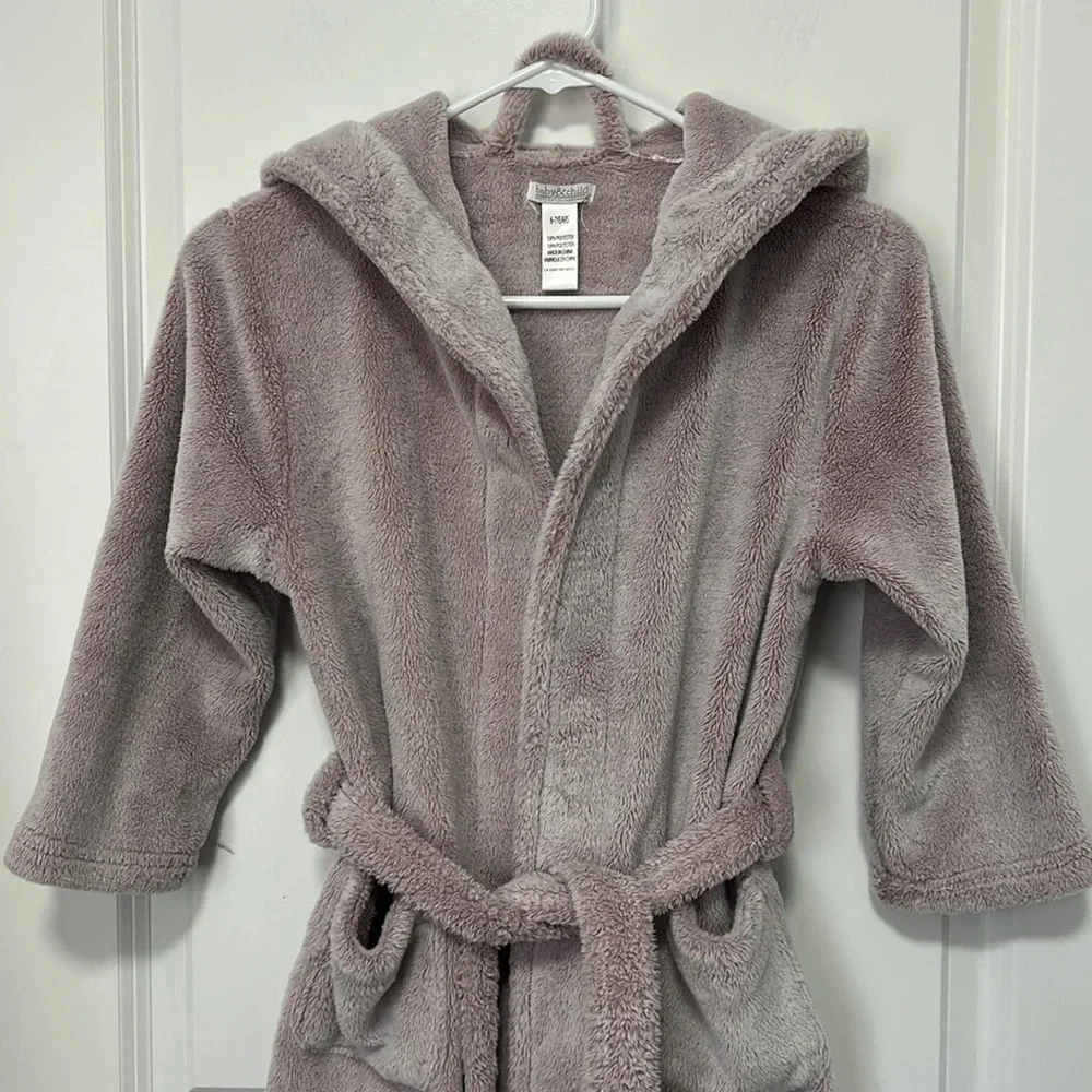 Baby&Child Restoration Hardware Girls violet bathrobe size 6-7 yrs